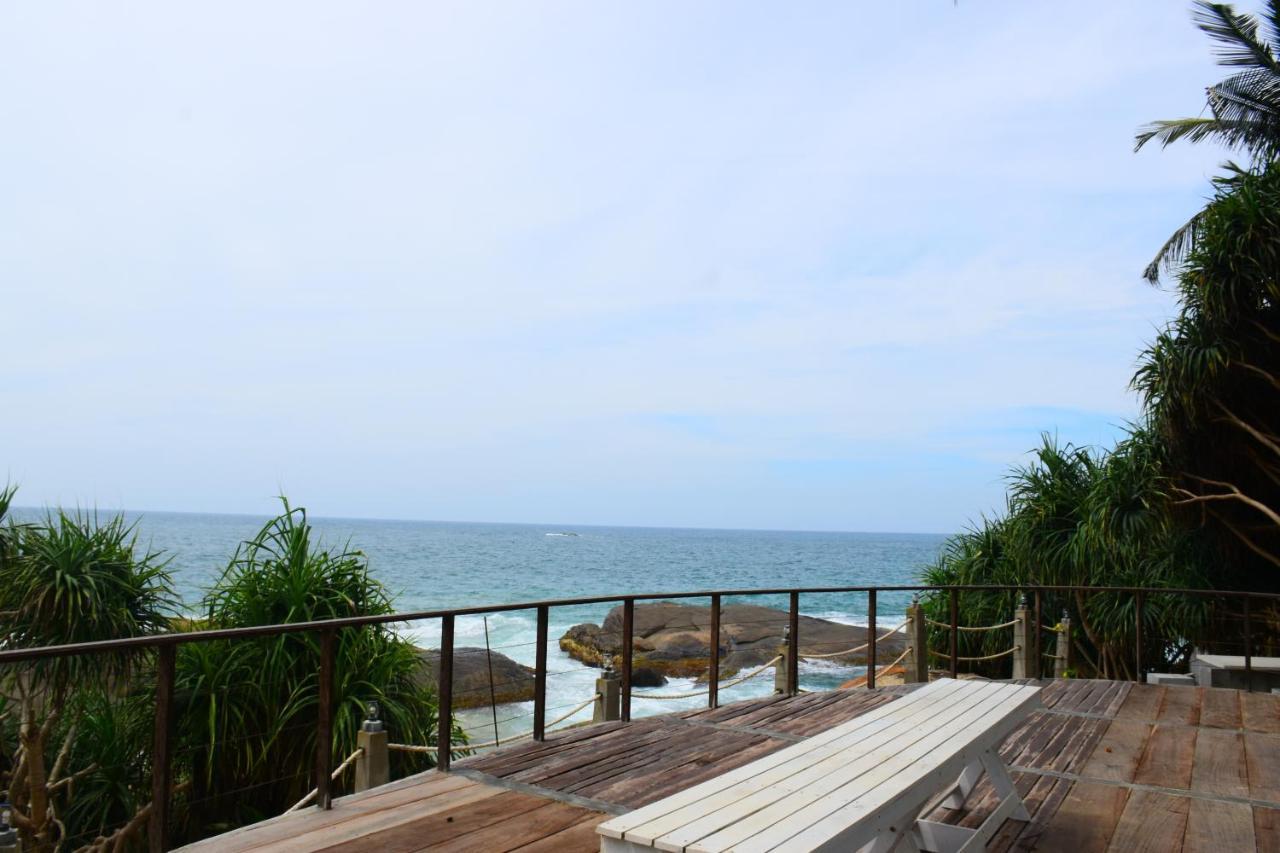 Ocean Caves, Balapitiya住宿加早餐旅馆 外观 照片