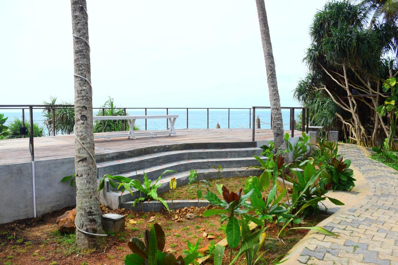 Ocean Caves, Balapitiya住宿加早餐旅馆 外观 照片